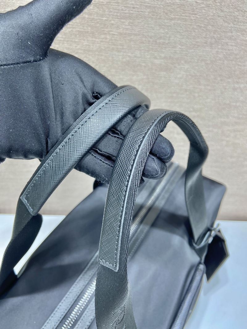 Pra*a travel bags